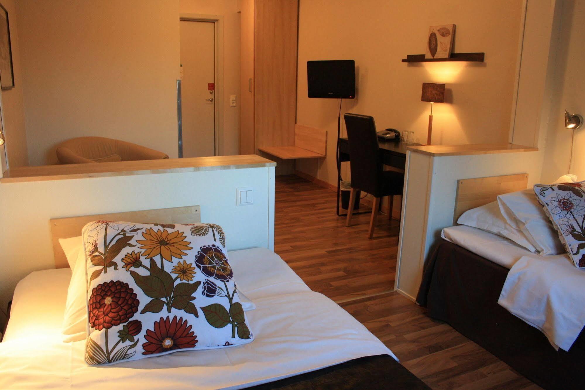 Hotell Lyktan 아르예플로그 외부 사진